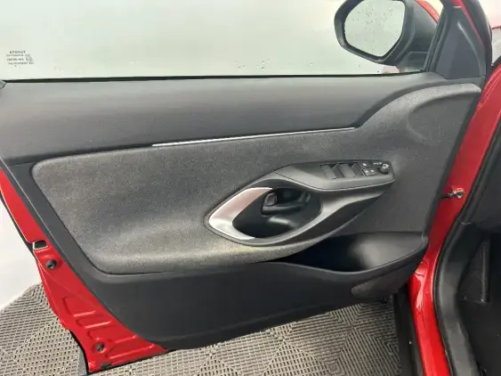 TOYOTA YARIS CROSS I - voiture d'occasion - Photo 19