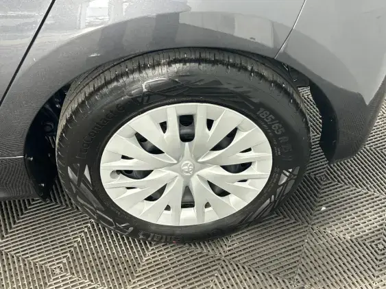 TOYOTA YARIS IV - voiture d'occasion - Photo 24