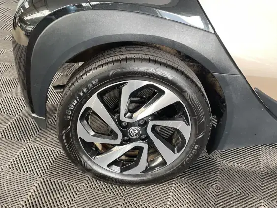 TOYOTA AYGO X - voiture d'occasion - Photo 25