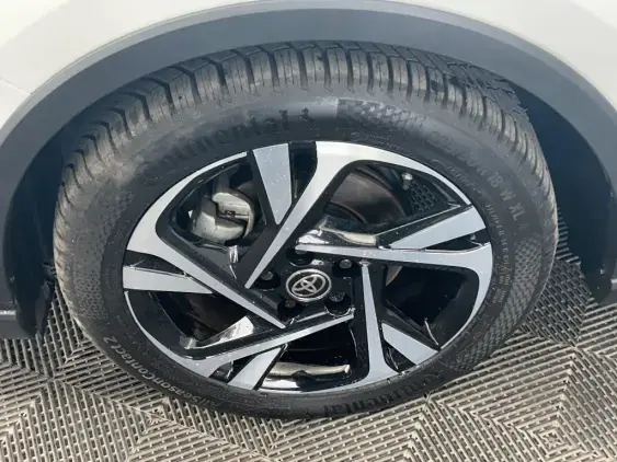 TOYOTA C-HR - voiture d'occasion - Photo 23