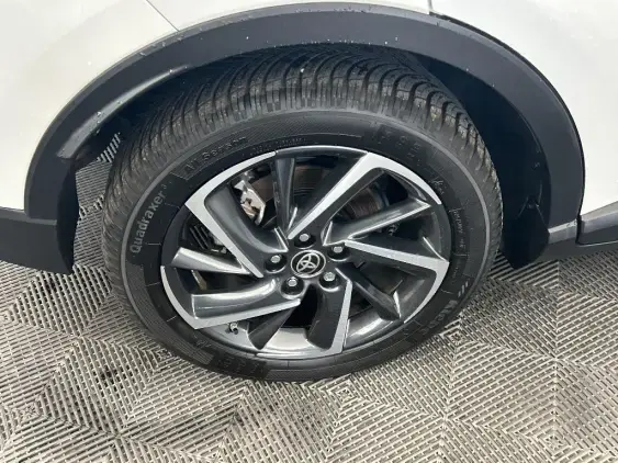 TOYOTA C-HR - voiture d'occasion - Photo 25