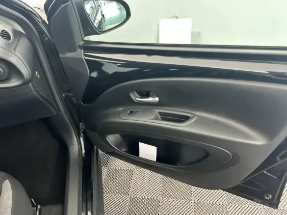 TOYOTA AYGO X - voiture d'occasion - Photo 20