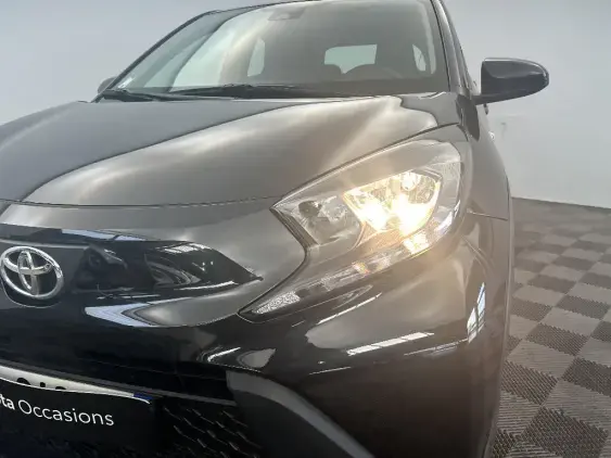 TOYOTA AYGO X - voiture d'occasion - Photo 22