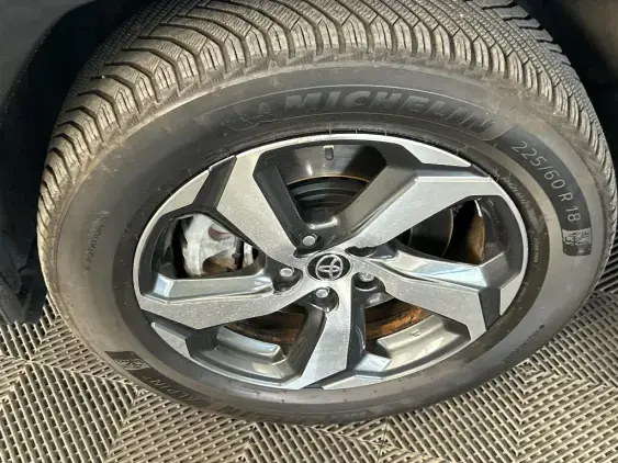 TOYOTA RAV4 V - voiture d'occasion - Photo 22