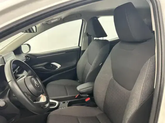 TOYOTA YARIS IV - voiture d'occasion - Photo 18