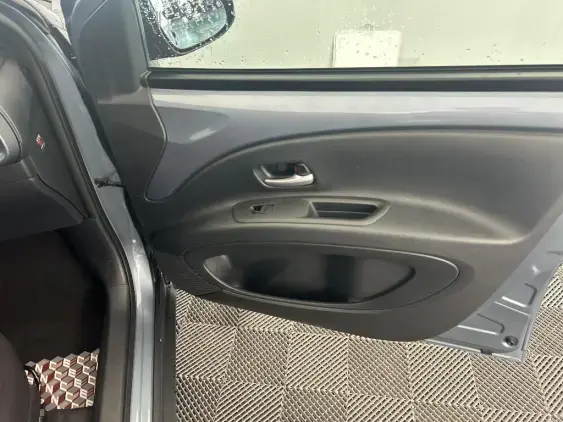 TOYOTA AYGO X - voiture d'occasion - Photo 20
