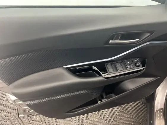 TOYOTA C-HR - voiture d'occasion - Photo 19