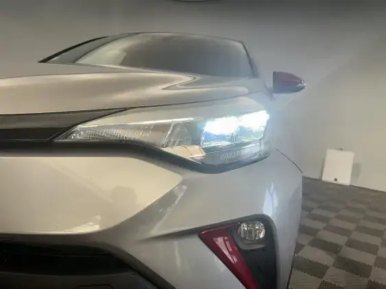 TOYOTA C-HR - voiture d'occasion - Photo 22