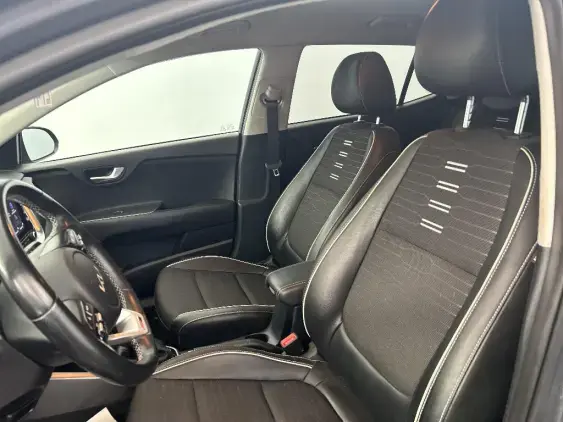 KIA STONIC - voiture d'occasion - Photo 18