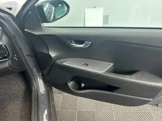 KIA STONIC - voiture d'occasion - Photo 20