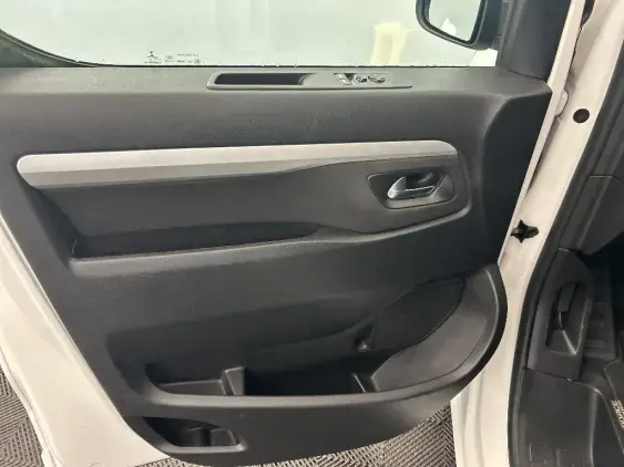 TOYOTA PROACE II - voiture d'occasion - Photo 19