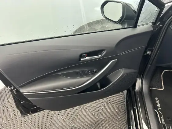 TOYOTA COROLLA TOURING SPT X - voiture d'occasion - Photo 19