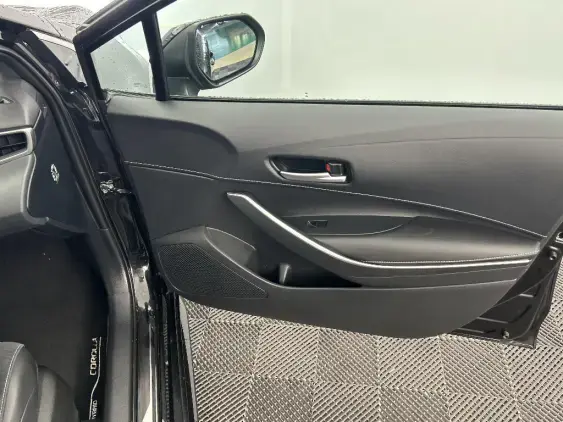 TOYOTA COROLLA TOURING SPT X - voiture d'occasion - Photo 20