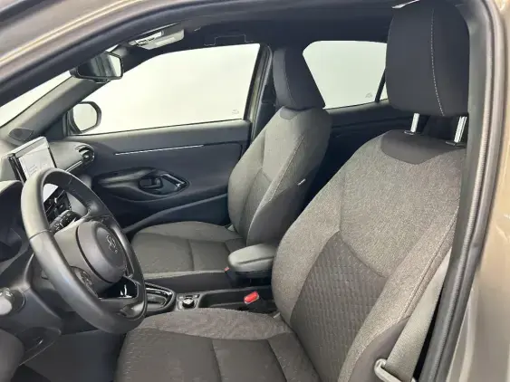TOYOTA YARIS CROSS I - voiture d'occasion - Photo 18