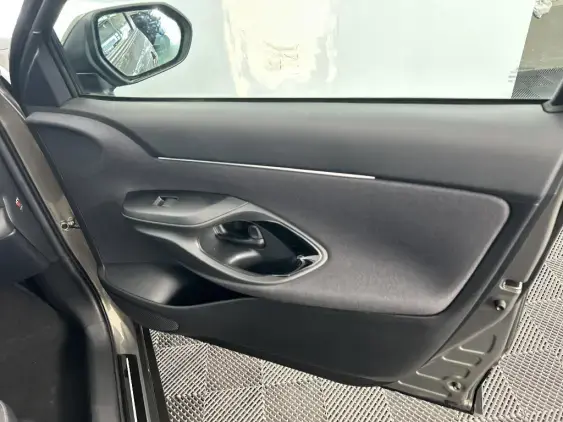 TOYOTA YARIS CROSS I - voiture d'occasion - Photo 20