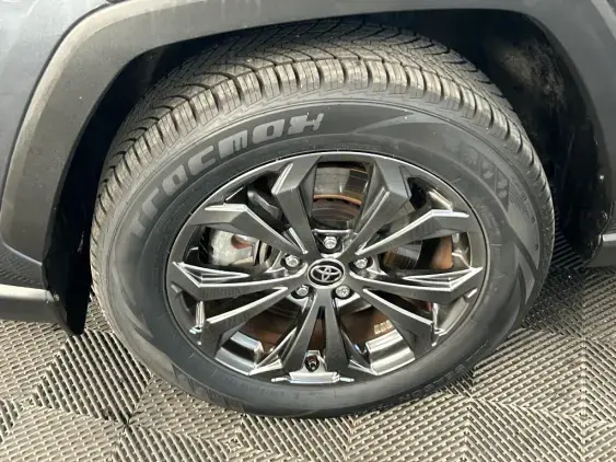 TOYOTA RAV4 V - voiture d'occasion - Photo 22