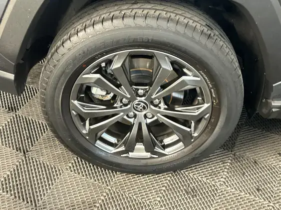 TOYOTA RAV4 V - voiture d'occasion - Photo 24