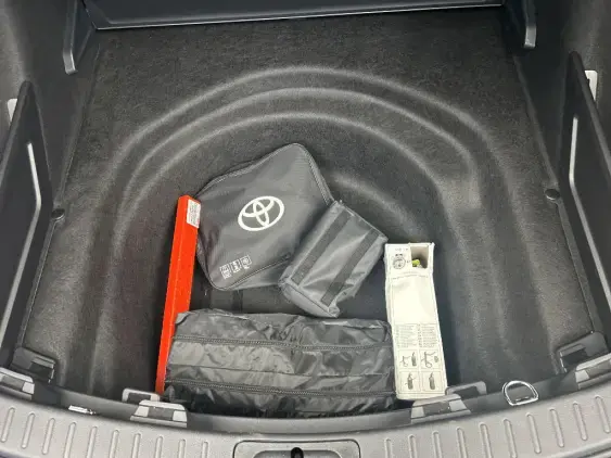 TOYOTA COROLLA TOURING SPT X - voiture d'occasion - Photo 17