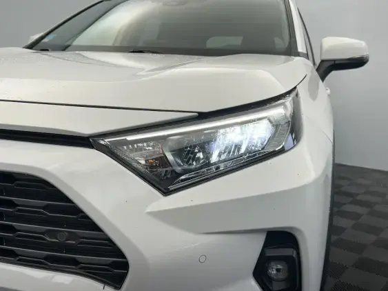 TOYOTA RAV4 V - voiture d'occasion - Photo 21