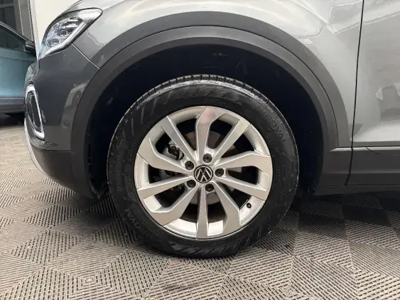 VOLKSWAGEN T-ROC - voiture d'occasion - Photo 23