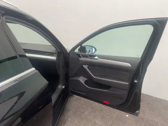 VOLKSWAGEN PASSAT VIII - voiture d'occasion - Photo 20