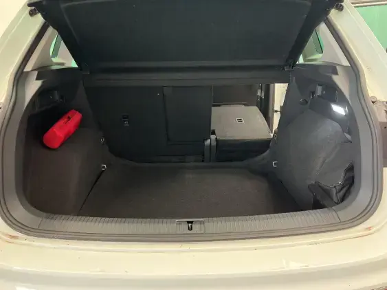 VOLKSWAGEN TIGUAN II - voiture d'occasion - Photo 16