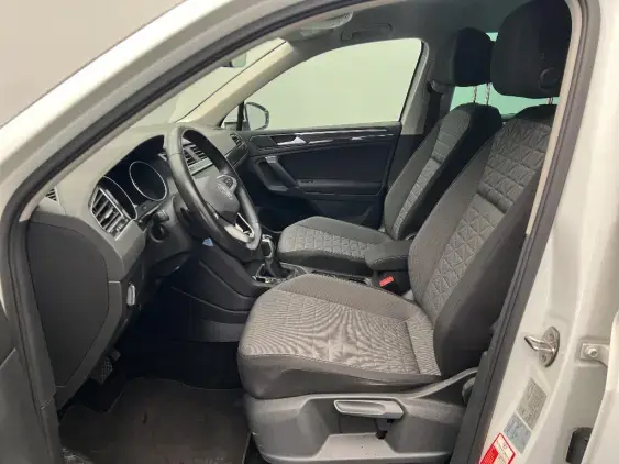 VOLKSWAGEN TIGUAN II - voiture d'occasion - Photo 17