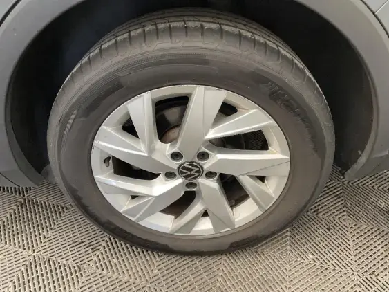 VOLKSWAGEN TIGUAN II - voiture d'occasion - Photo 24