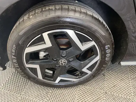VOLKSWAGEN POLO VI - voiture d'occasion - Photo 25