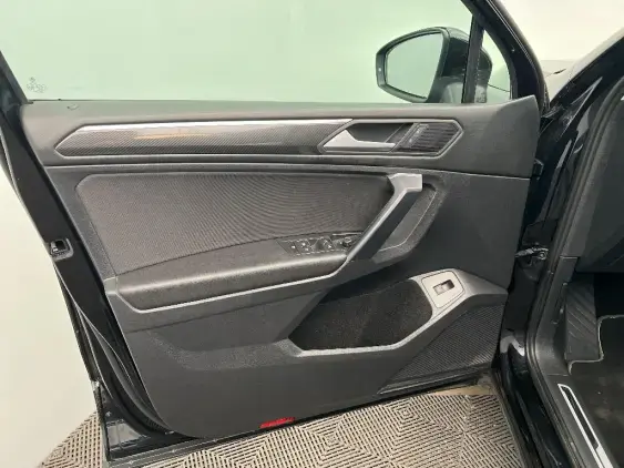 VOLKSWAGEN TIGUAN ALLSPACE - voiture d'occasion - Photo 19