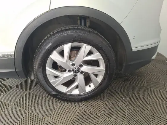 VOLKSWAGEN TIGUAN II - voiture d'occasion - Photo 24