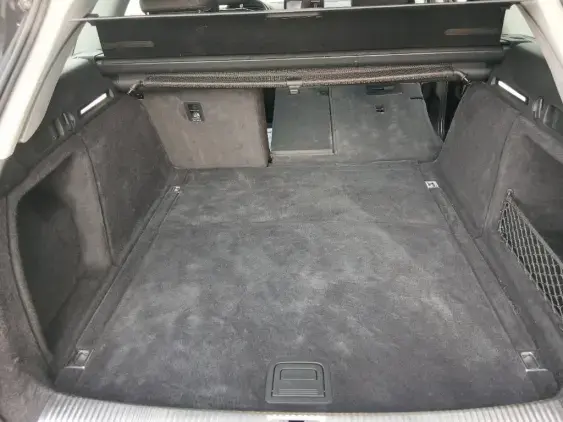 AUDI A4 AVANT - voiture d'occasion - Photo 16