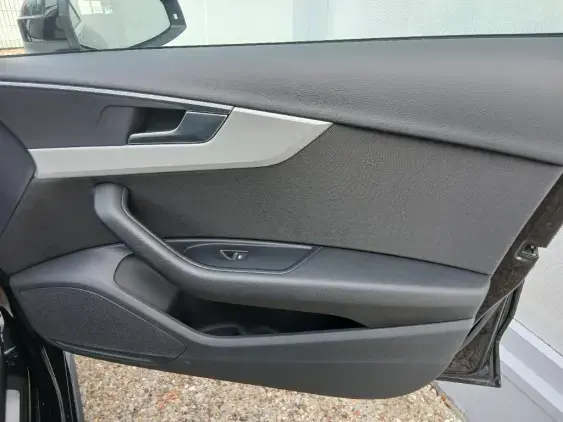 AUDI A4 AVANT - voiture d'occasion - Photo 20