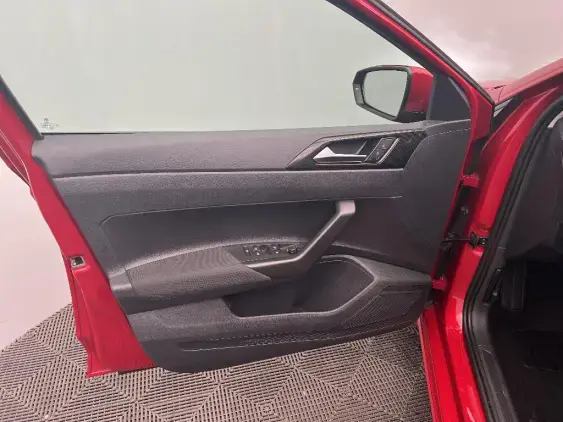 VOLKSWAGEN POLO VI - voiture d'occasion - Photo 19