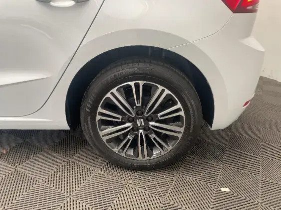 SEAT IBIZA V - voiture d'occasion - Photo 21