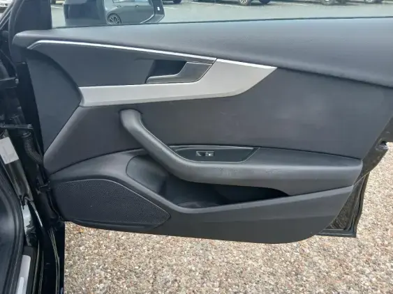 AUDI A4 AVANT V - voiture d'occasion - Photo 20