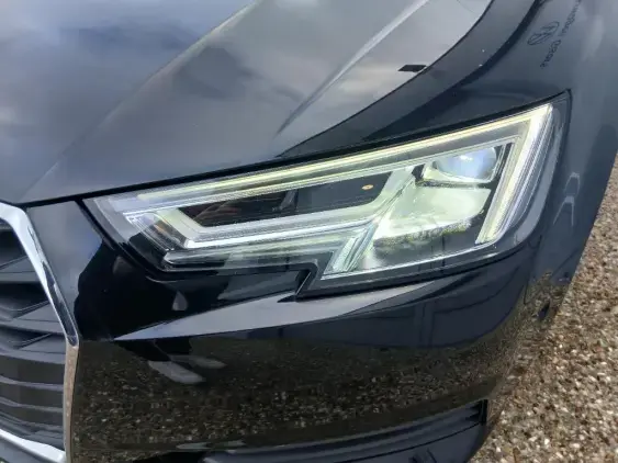 AUDI A4 AVANT V - voiture d'occasion - Photo 22