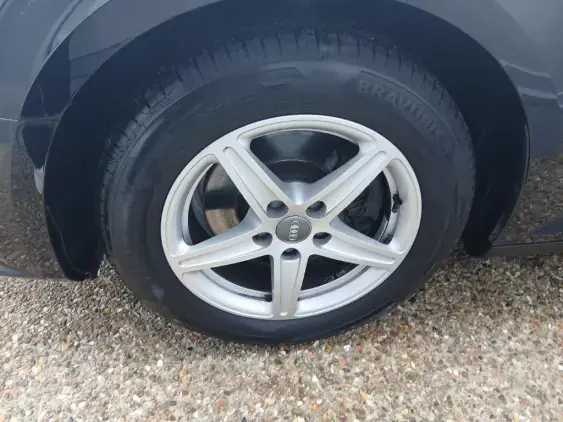 AUDI A4 AVANT V - voiture d'occasion - Photo 23