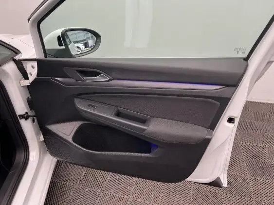 VOLKSWAGEN GOLF VIII - voiture d'occasion - Photo 19