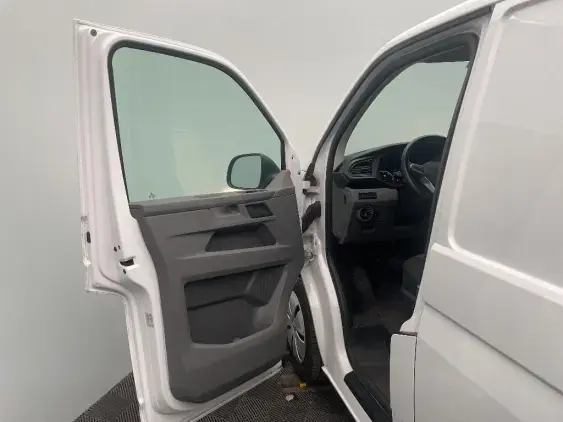 VOLKSWAGEN TRANSPORTER FG VI - voiture d'occasion - Photo 16