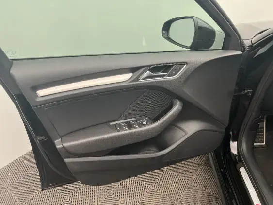 AUDI A3 SPORTBACK IV - voiture d'occasion - Photo 19