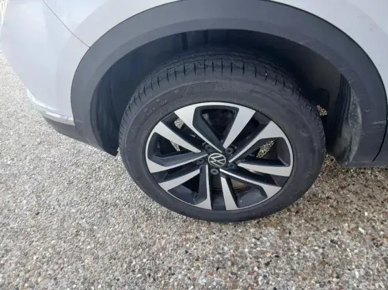 VOLKSWAGEN T-ROC - voiture d'occasion - Photo 25