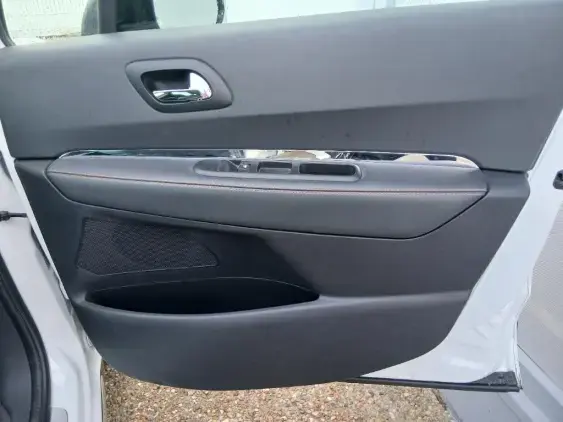 PEUGEOT 3008 - voiture d'occasion - Photo 20