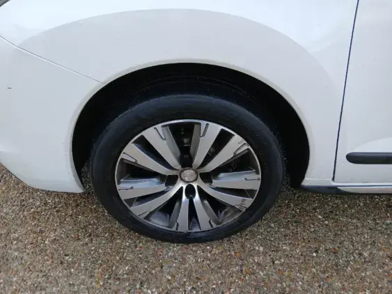 PEUGEOT 3008 - voiture d'occasion - Photo 23