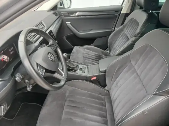 SKODA SUPERB III - voiture d'occasion - Photo 18