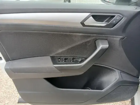 VOLKSWAGEN T-ROC - voiture d'occasion - Photo 19