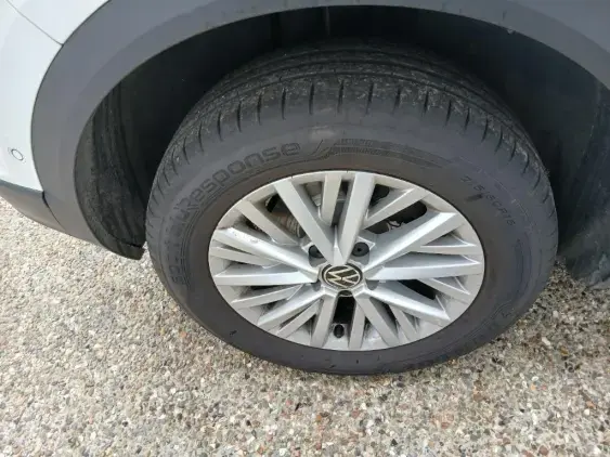 VOLKSWAGEN T-ROC - voiture d'occasion - Photo 25