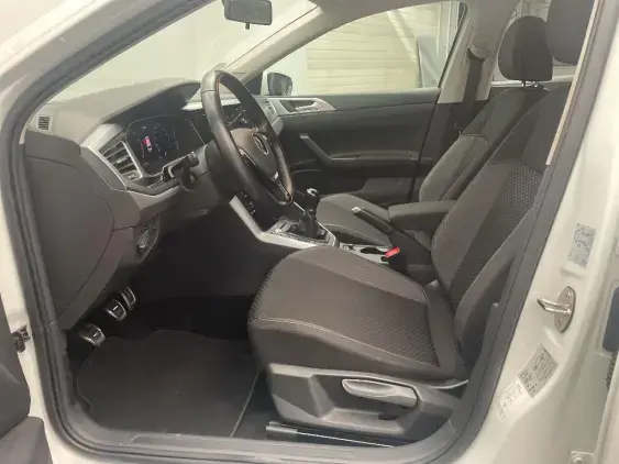 VOLKSWAGEN POLO VI - voiture d'occasion - Photo 17