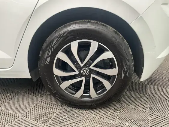 VOLKSWAGEN POLO VI - voiture d'occasion - Photo 22