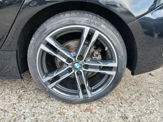 BMW SERIE 1 F40 - voiture d'occasion - Photo 24
